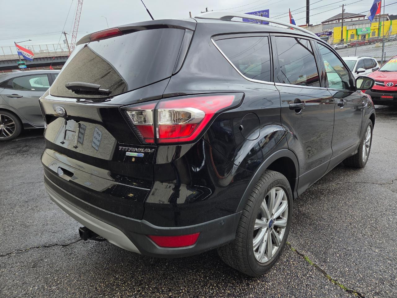 Ford Escape  2017