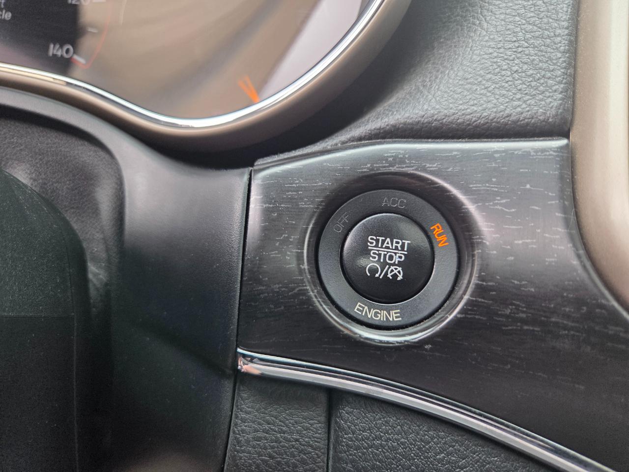 Jeep Grand Cherokee  2014