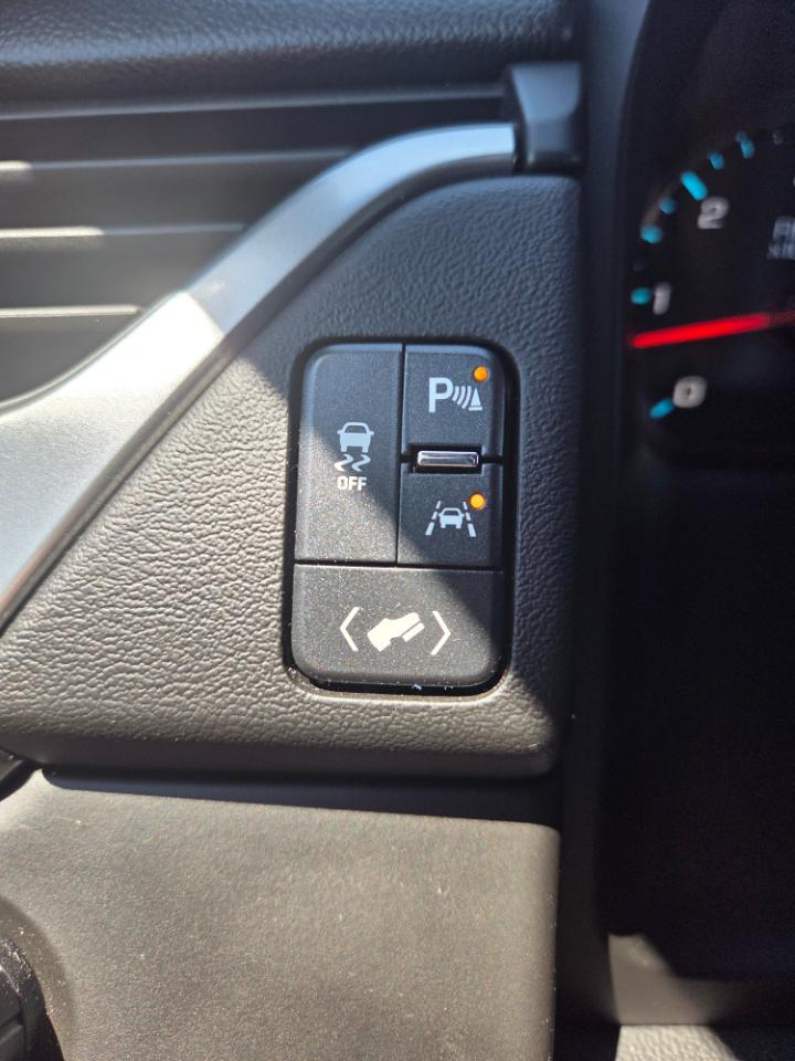 Chevrolet Suburban  2017