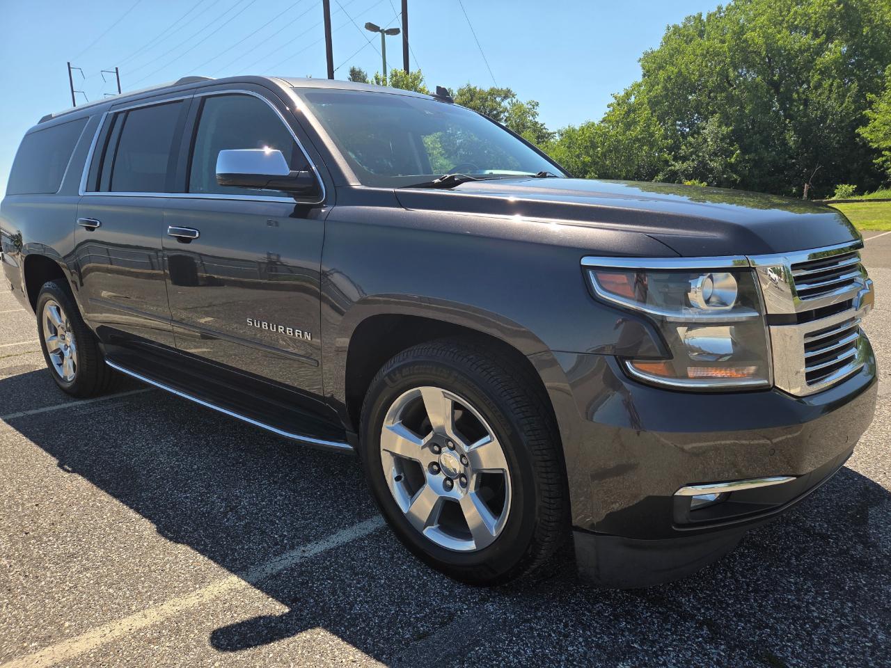 Chevrolet Suburban  2017