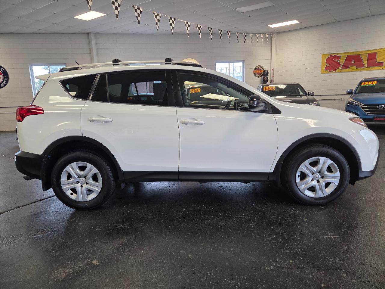 Toyota RAV4  2015