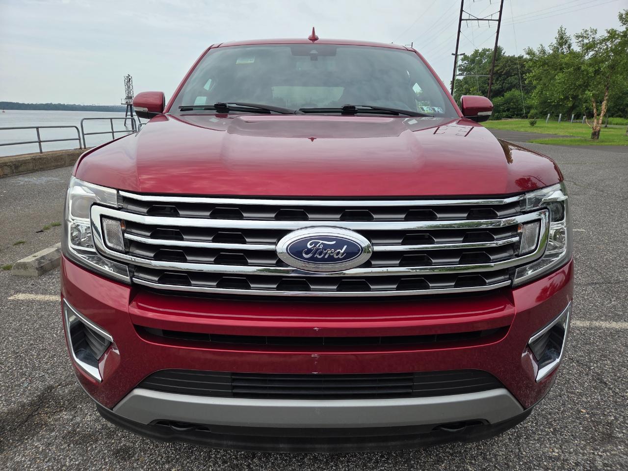 Ford Expedition  2019