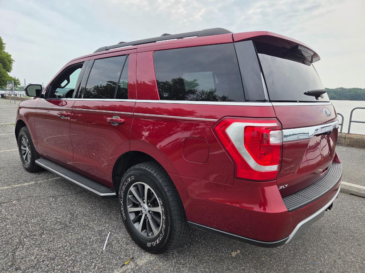 Ford Expedition  2019