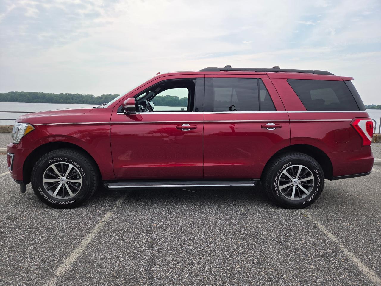 Ford Expedition  2019