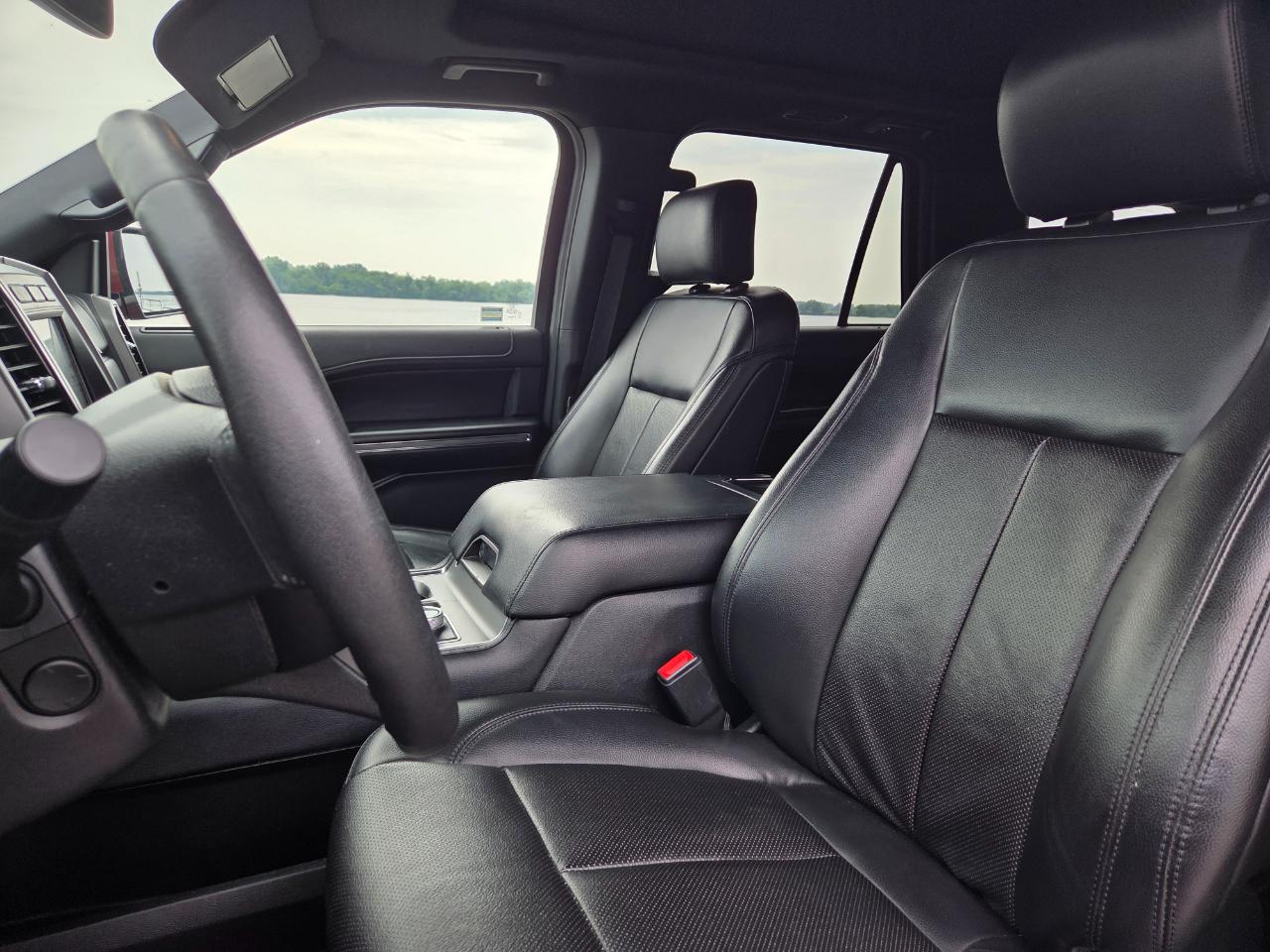 Ford Expedition  2019