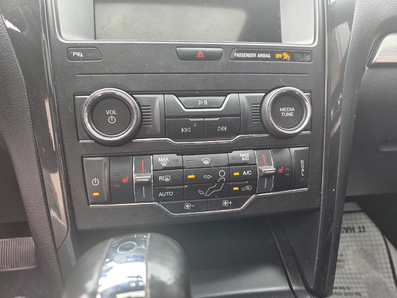 Ford Explorer  2019