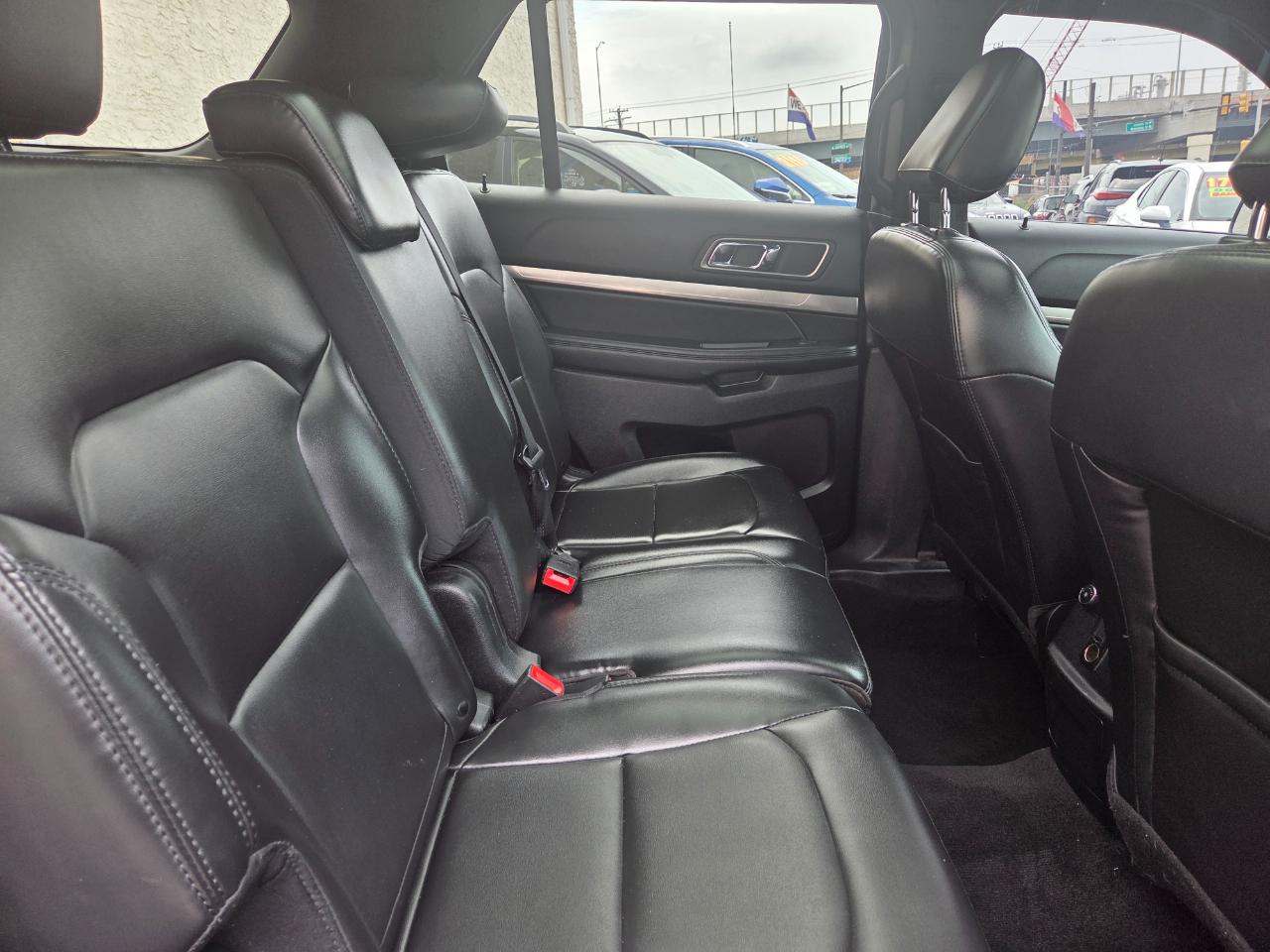 Ford Explorer  2019