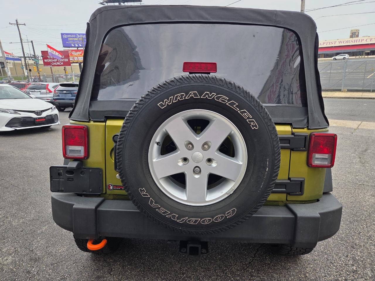 Jeep Wrangler Unlimited  2010