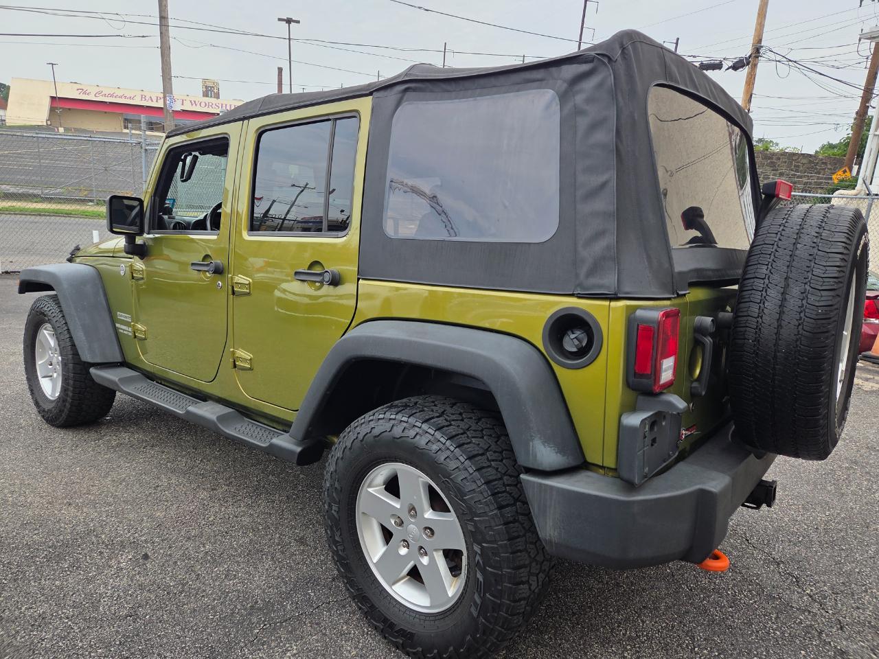 Jeep Wrangler Unlimited  2010