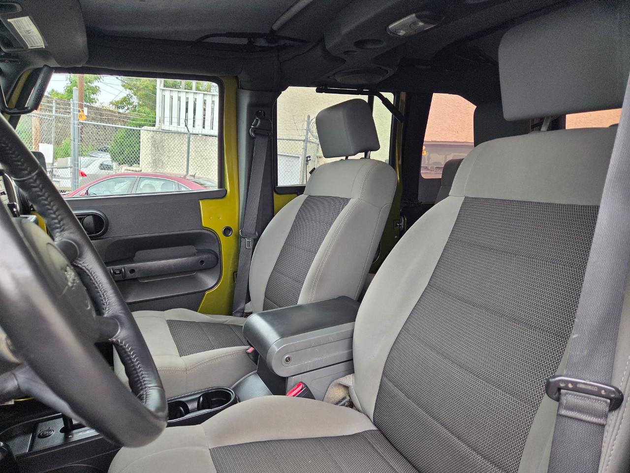 Jeep Wrangler Unlimited  2010