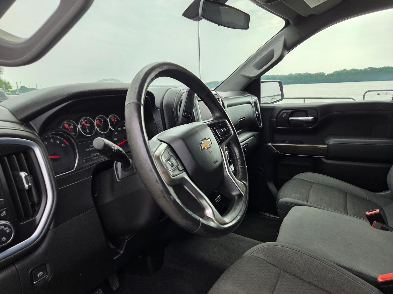Chevrolet Silverado 1500  2019