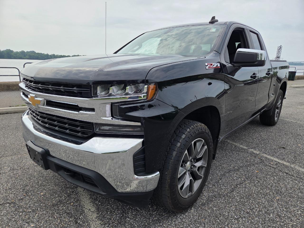 2019 Chevrolet Silverado 1500 LT Pickup 4D 6 1/2 ft