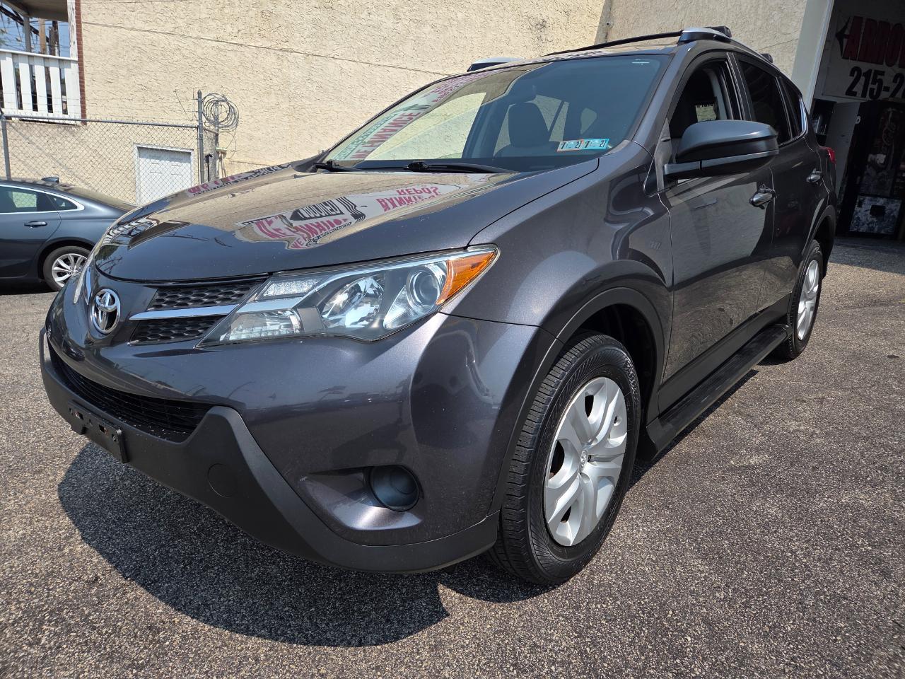 Toyota RAV4  2015