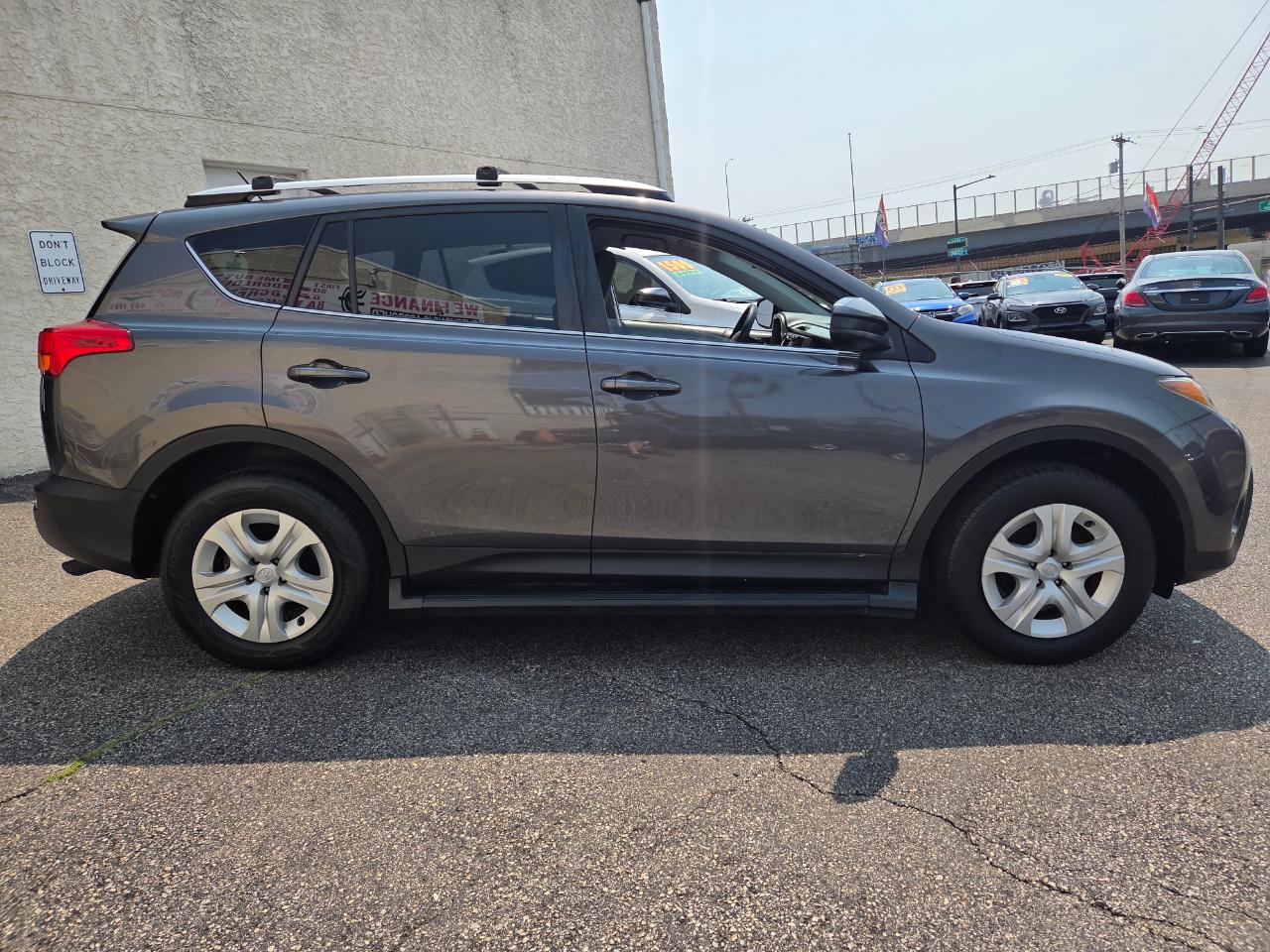 Toyota RAV4  2015