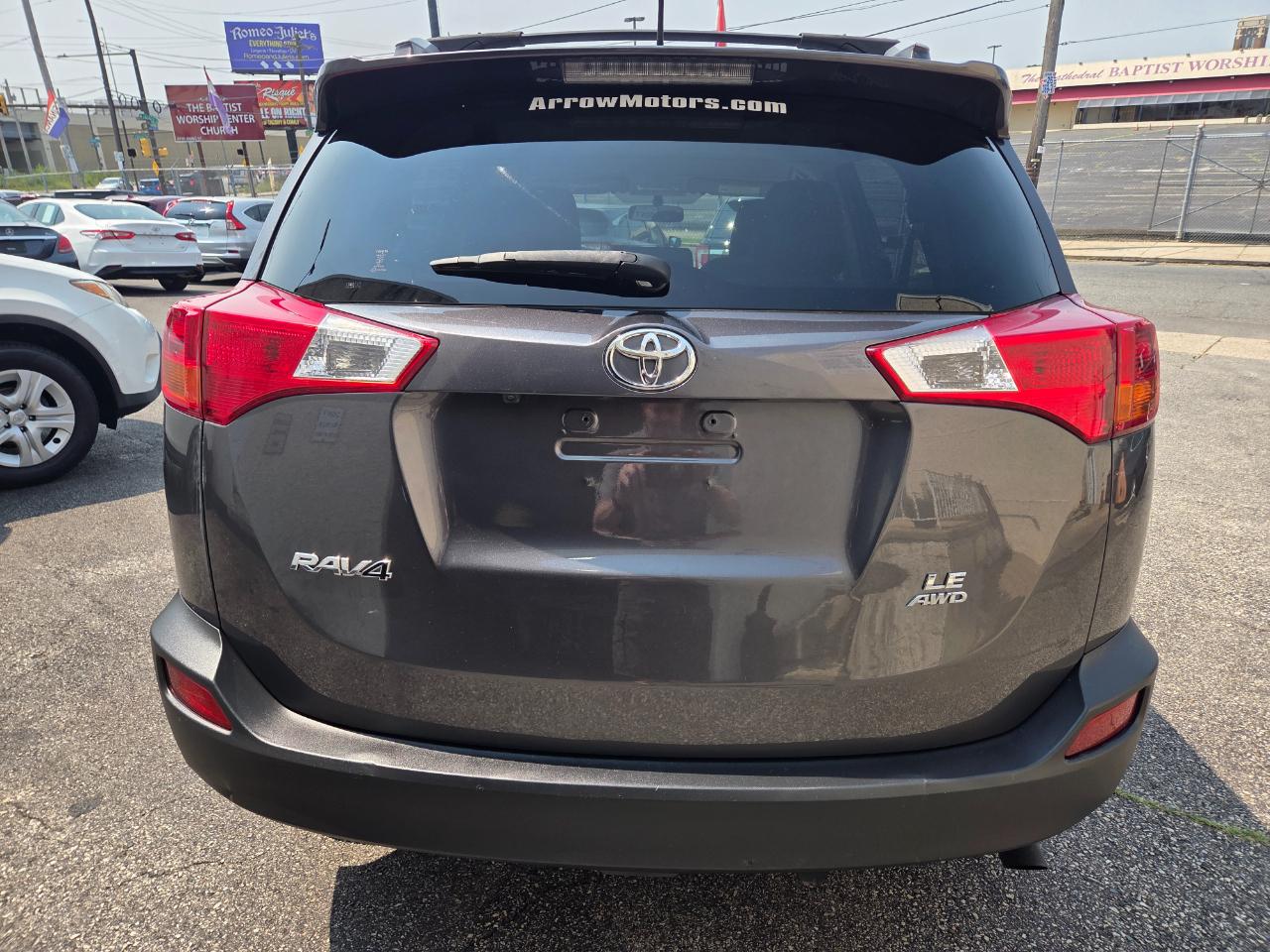 Toyota RAV4  2015