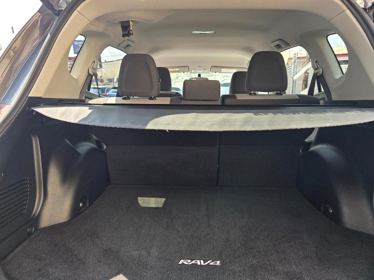 Toyota RAV4  2015
