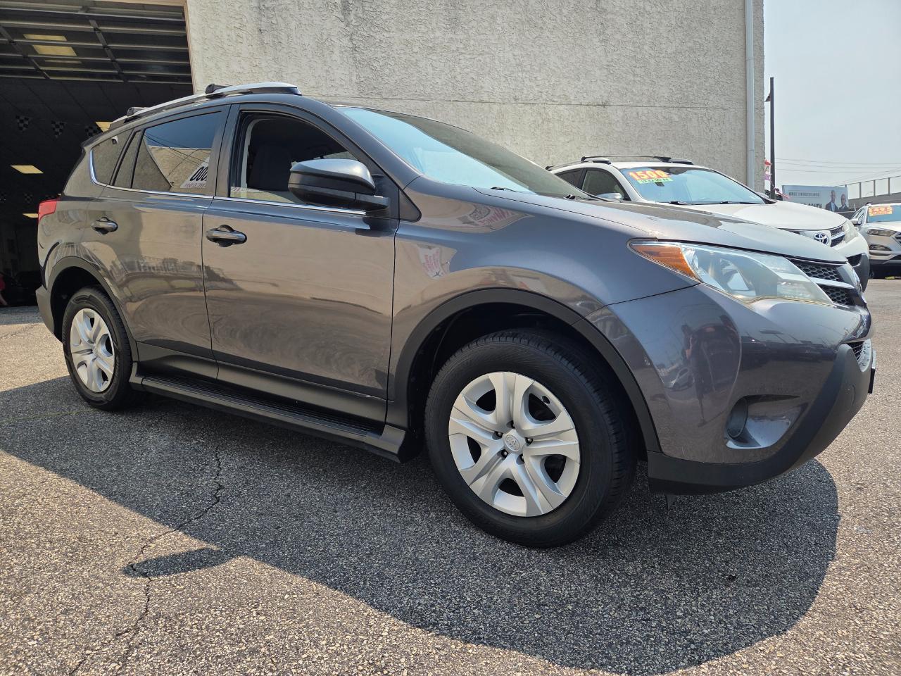 Toyota RAV4  2015