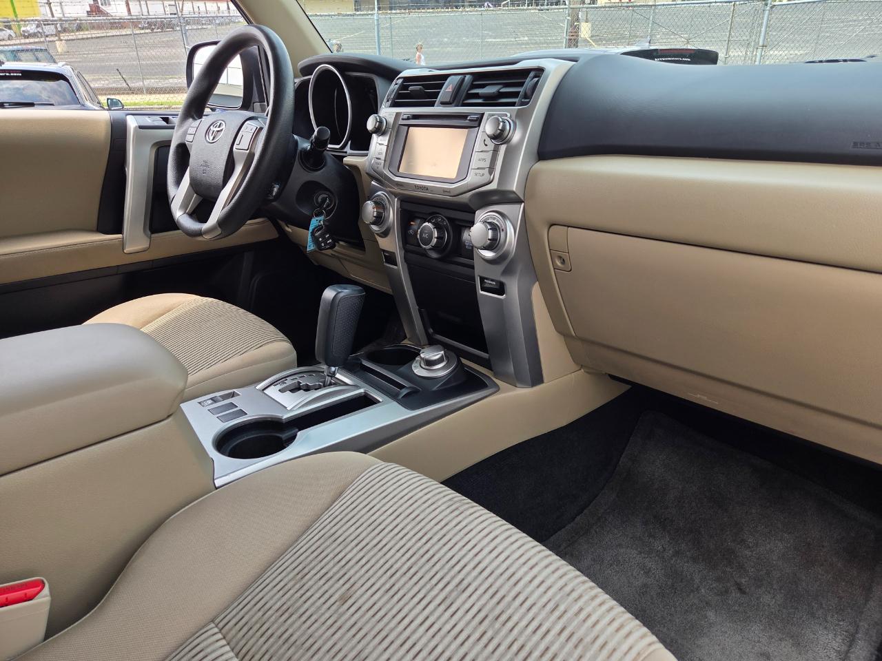 Toyota 4Runner  2013
