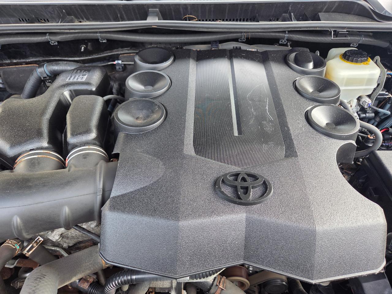 Toyota 4Runner  2013