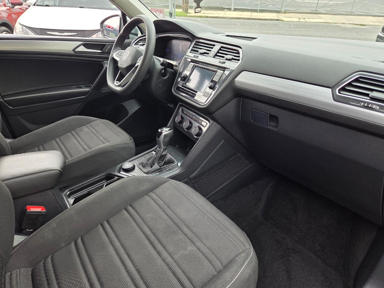 Volkswagen Tiguan  2022