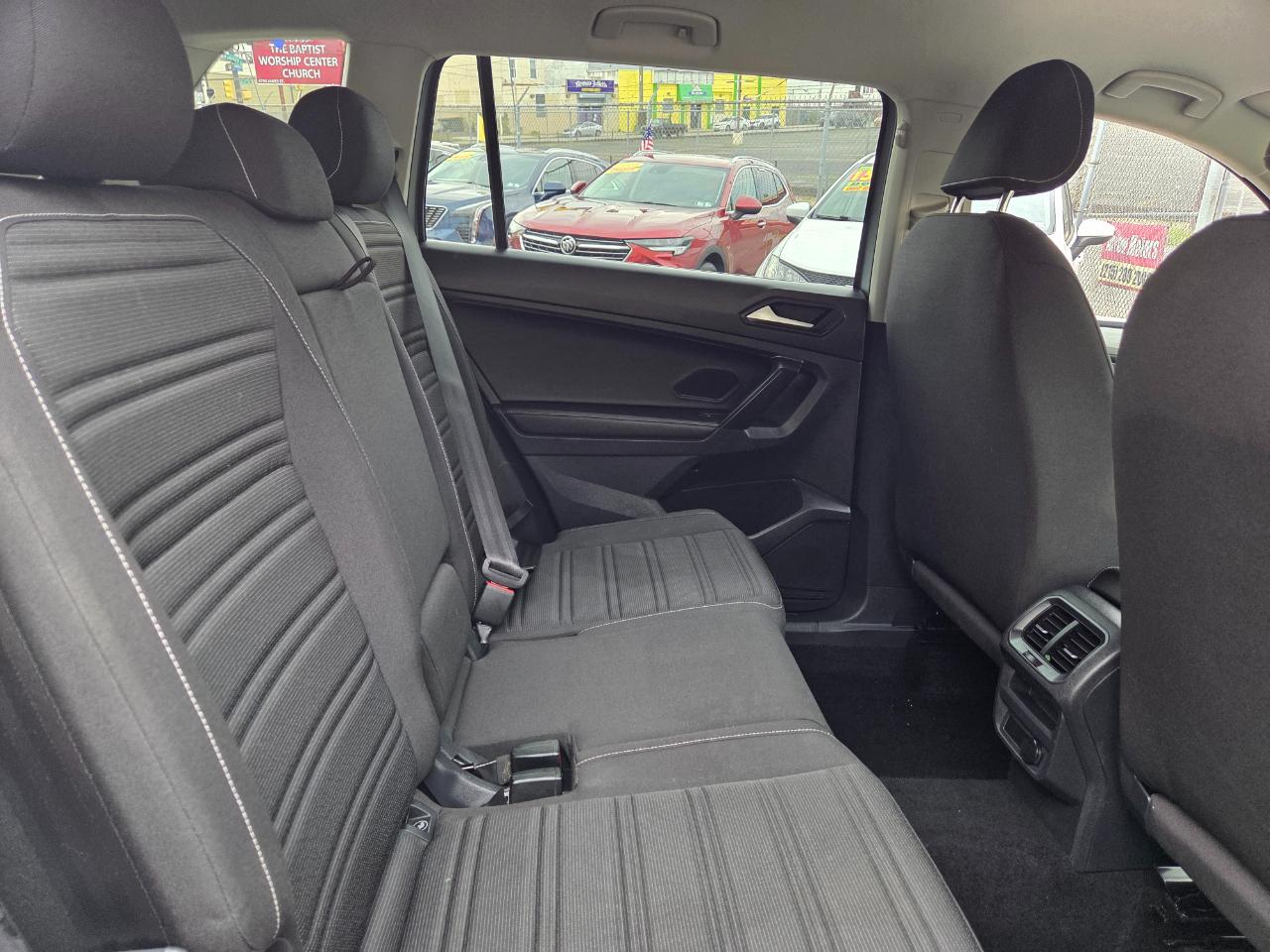 Volkswagen Tiguan  2022