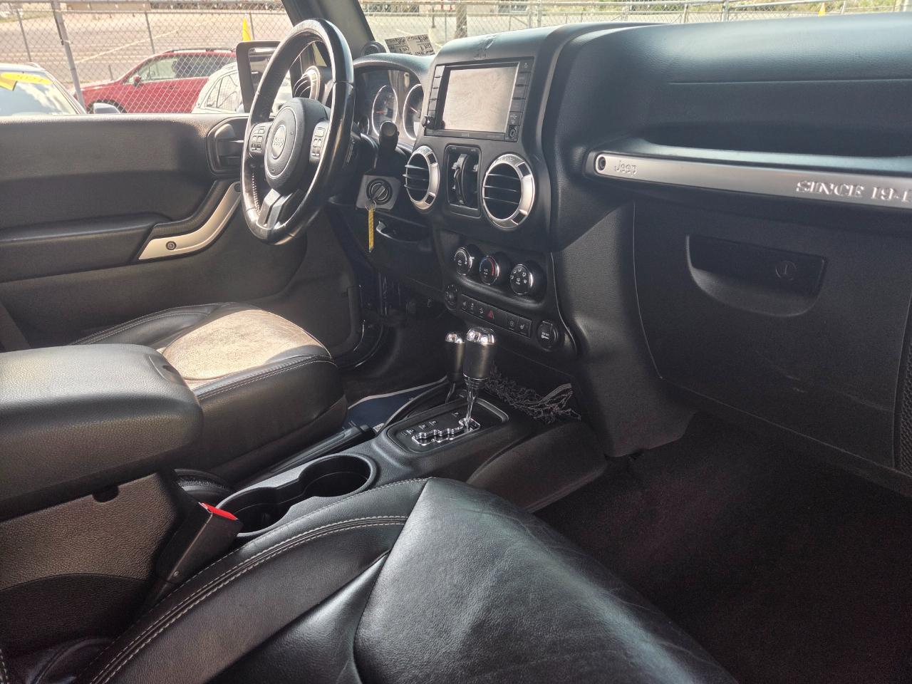 Jeep Wrangler Unlimited  2013