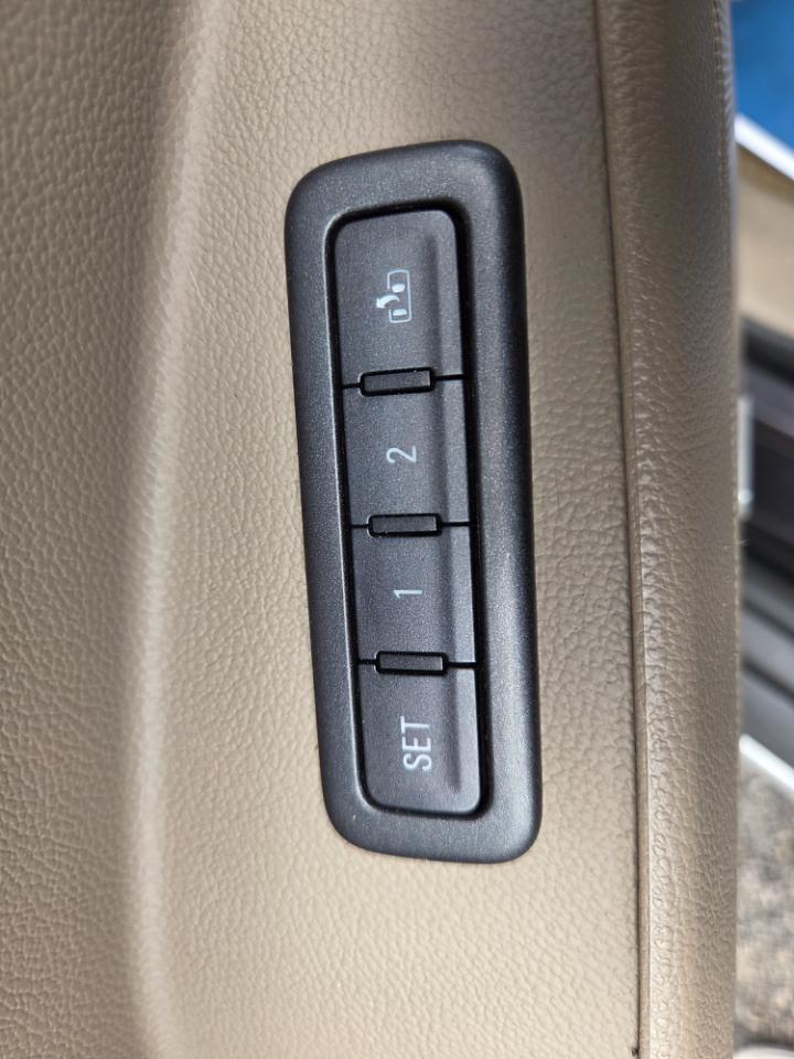 Chevrolet Tahoe  2015