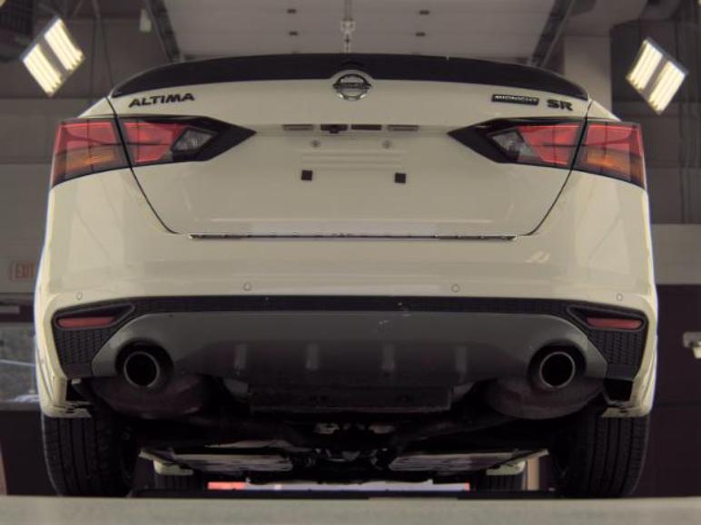 Nissan Altima  2022