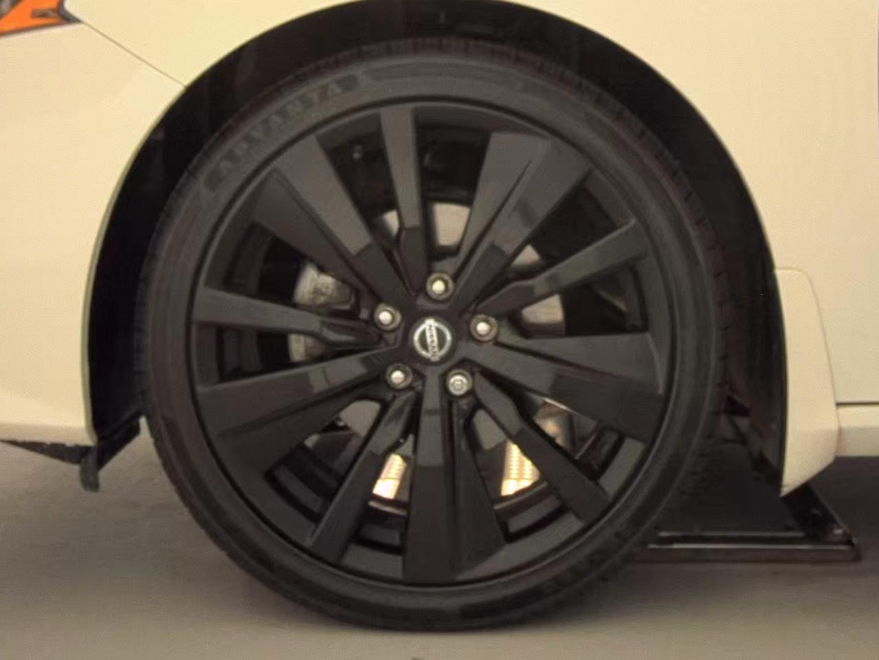 Nissan Altima  2022
