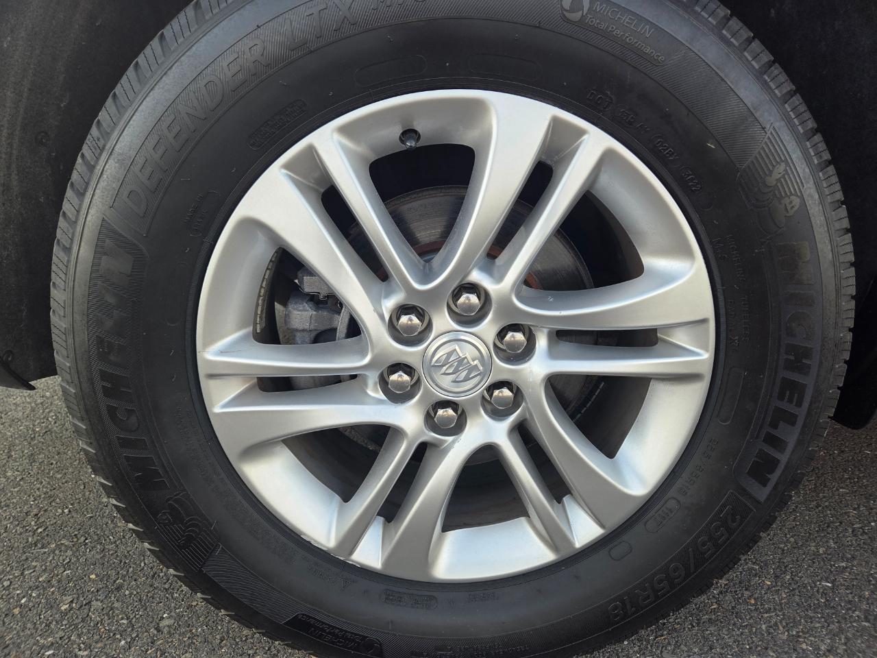 Buick Enclave  2019