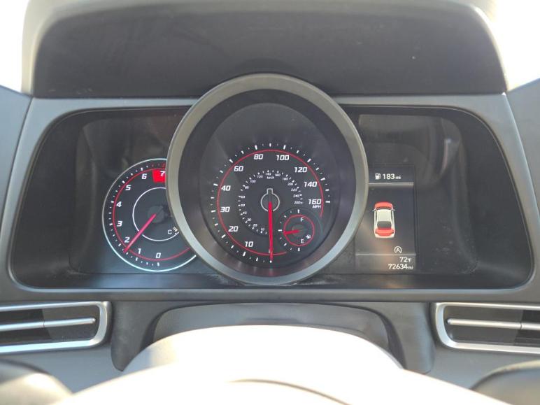 Hyundai Elantra  2021