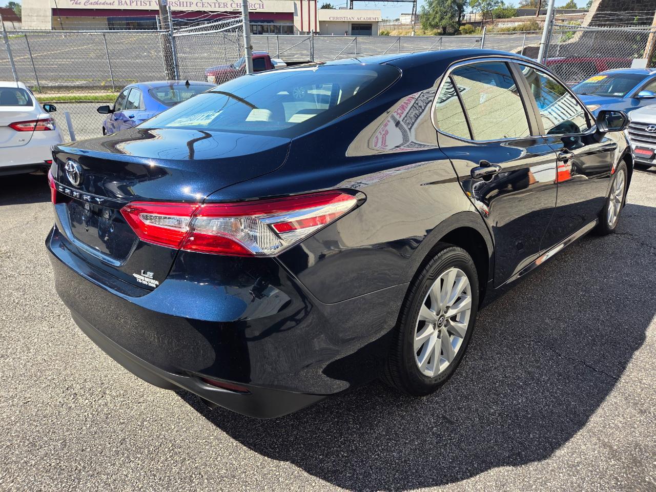 Toyota Camry  2018