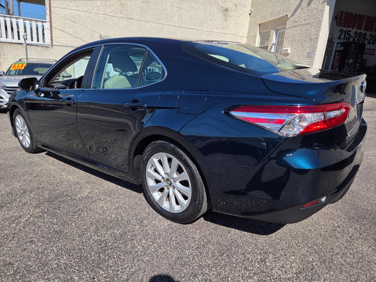 Toyota Camry  2018