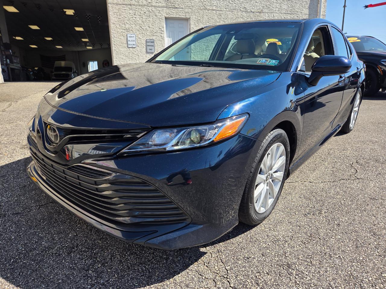 Toyota Camry  2018