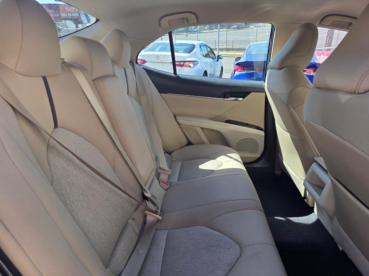 Toyota Camry  2018