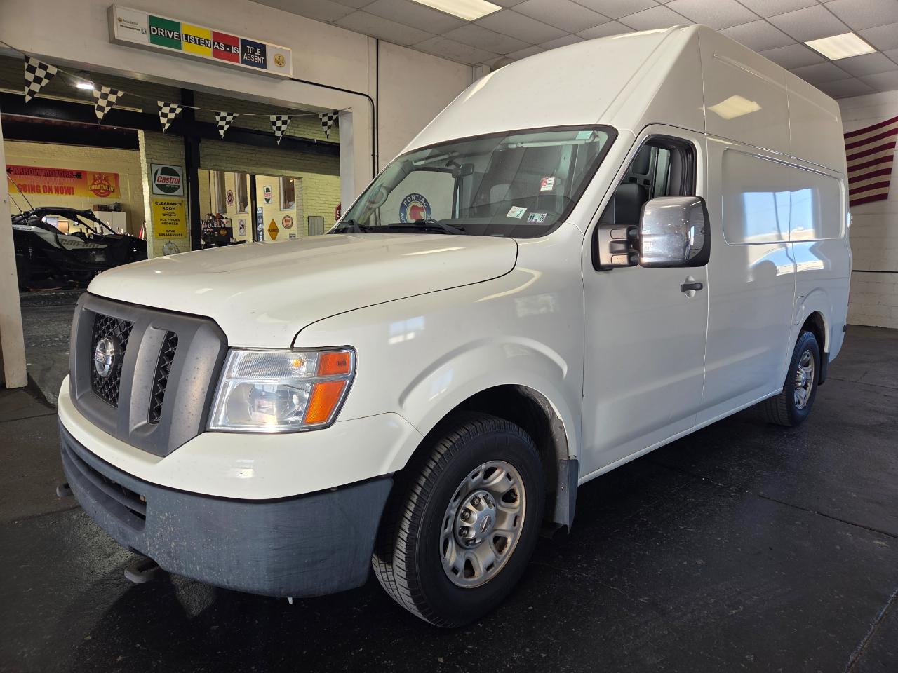 2016 Nissan NV SV Van 3D