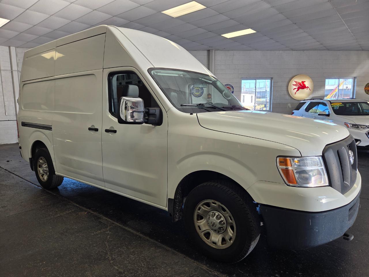 Nissan NV  2016