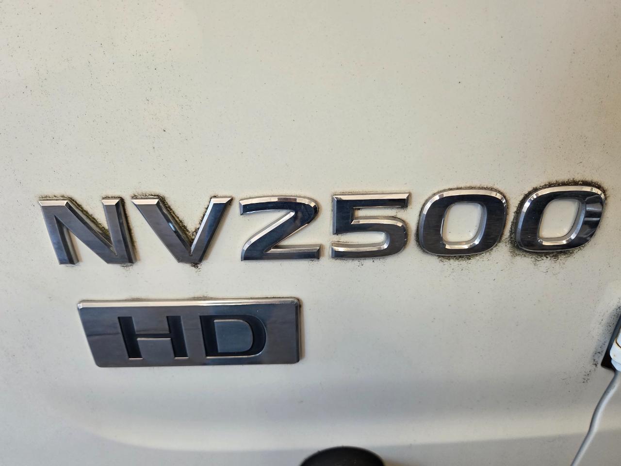 Nissan NV  2016