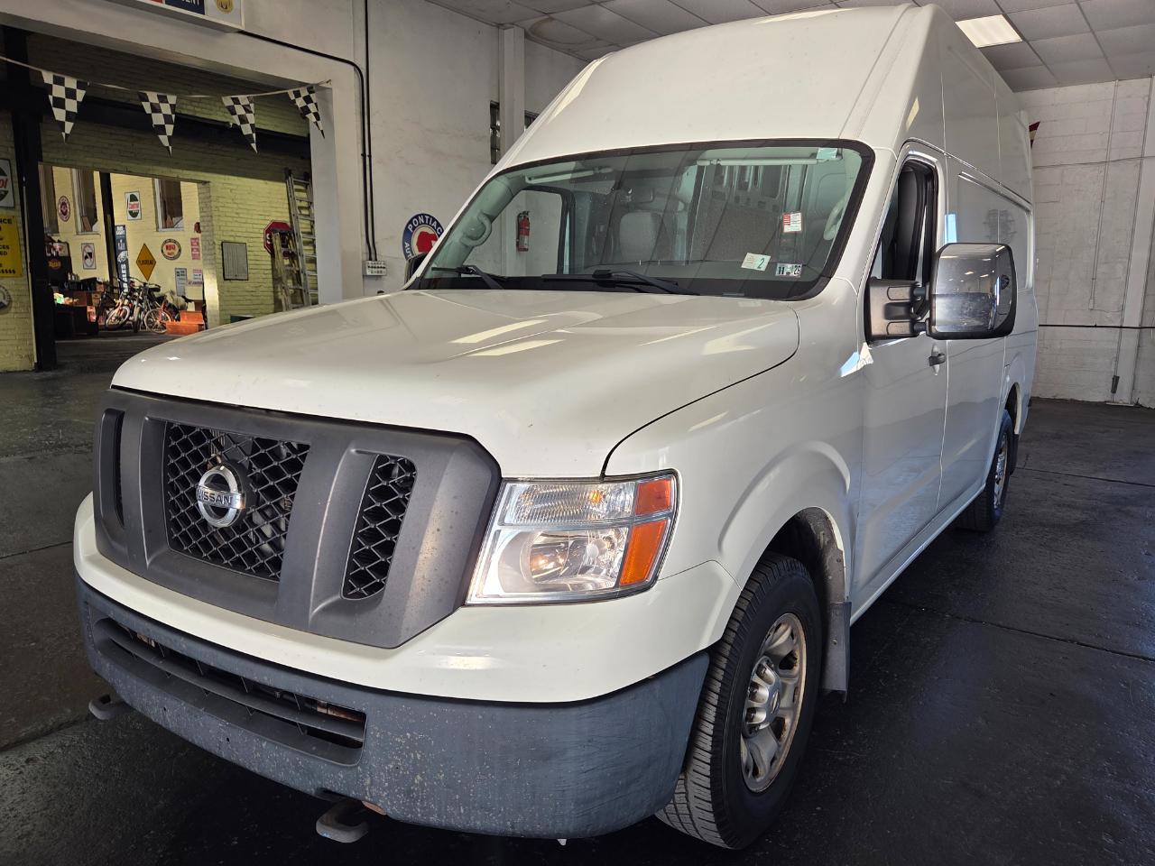 Nissan NV  2016