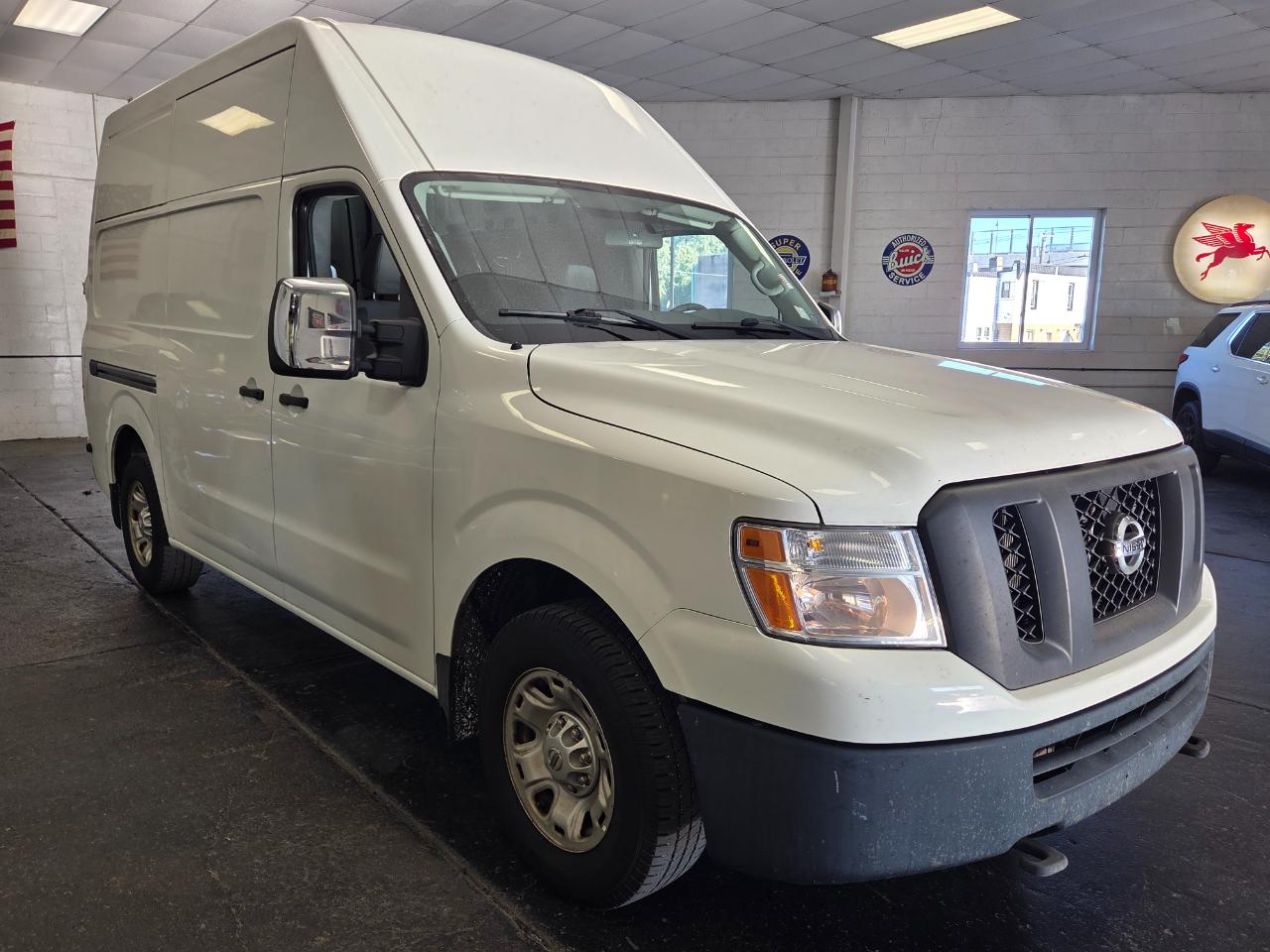 Nissan NV  2016