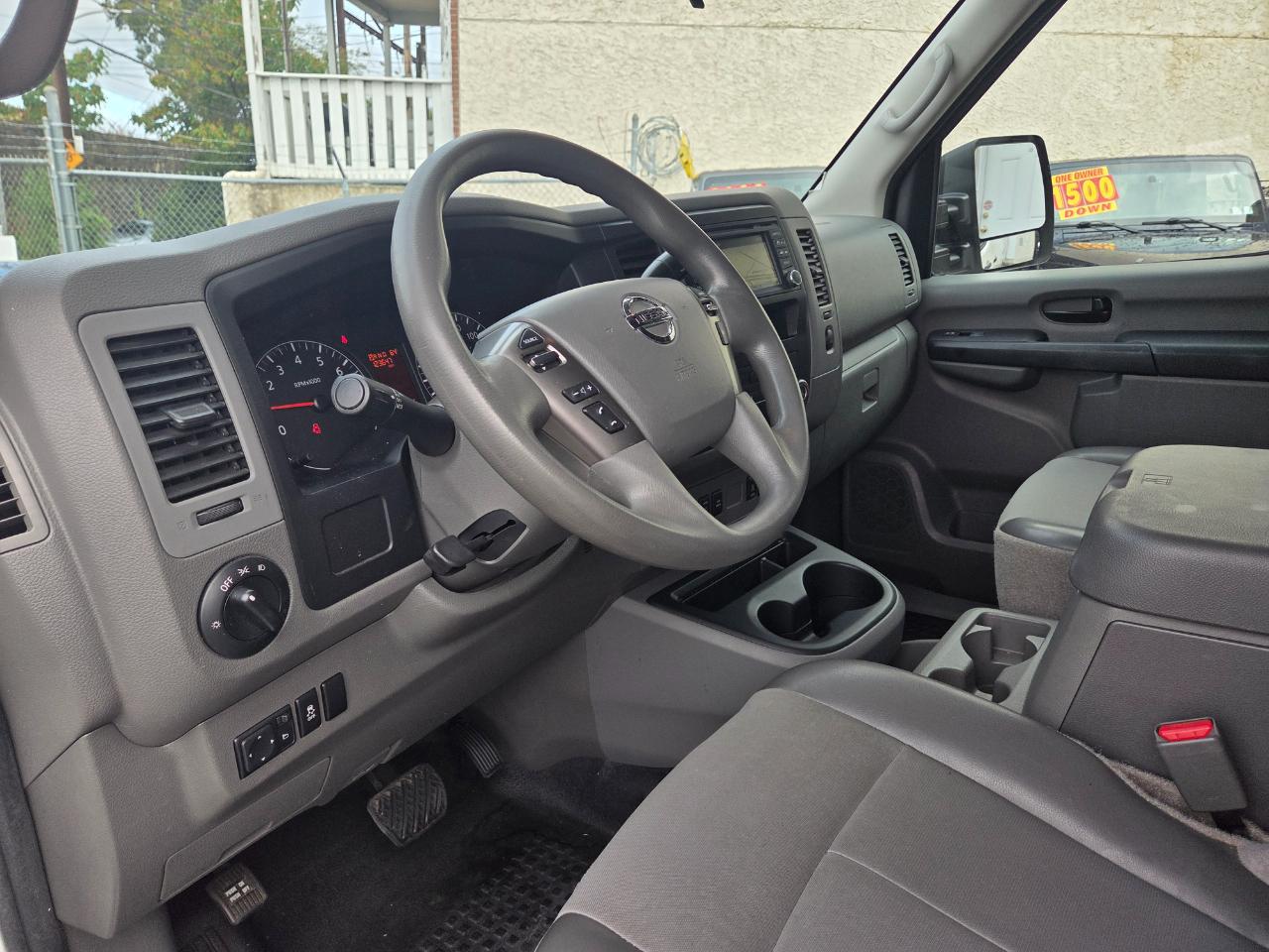 Nissan NV  2016