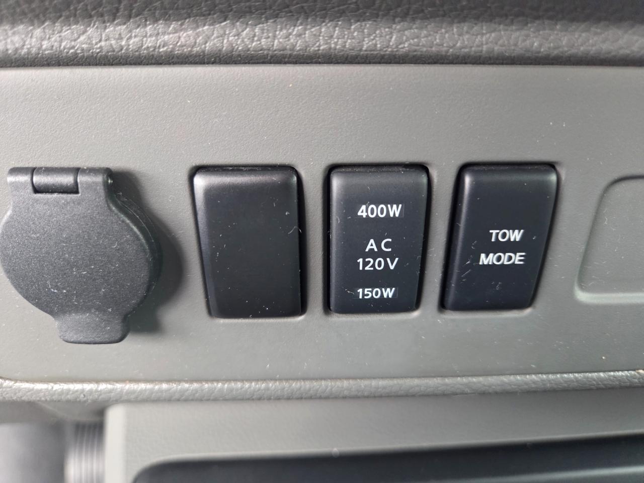 Nissan NV  2016