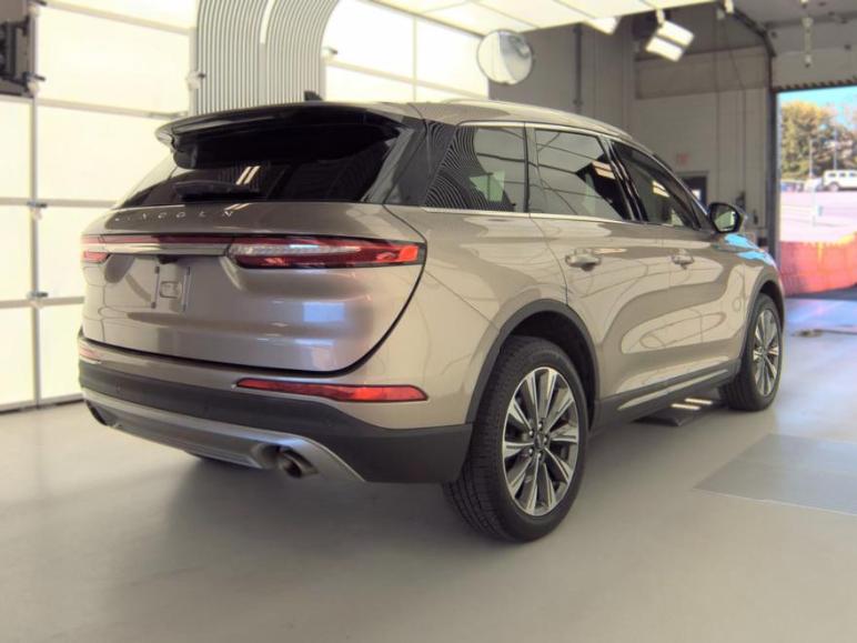 Lincoln Corsair  2020