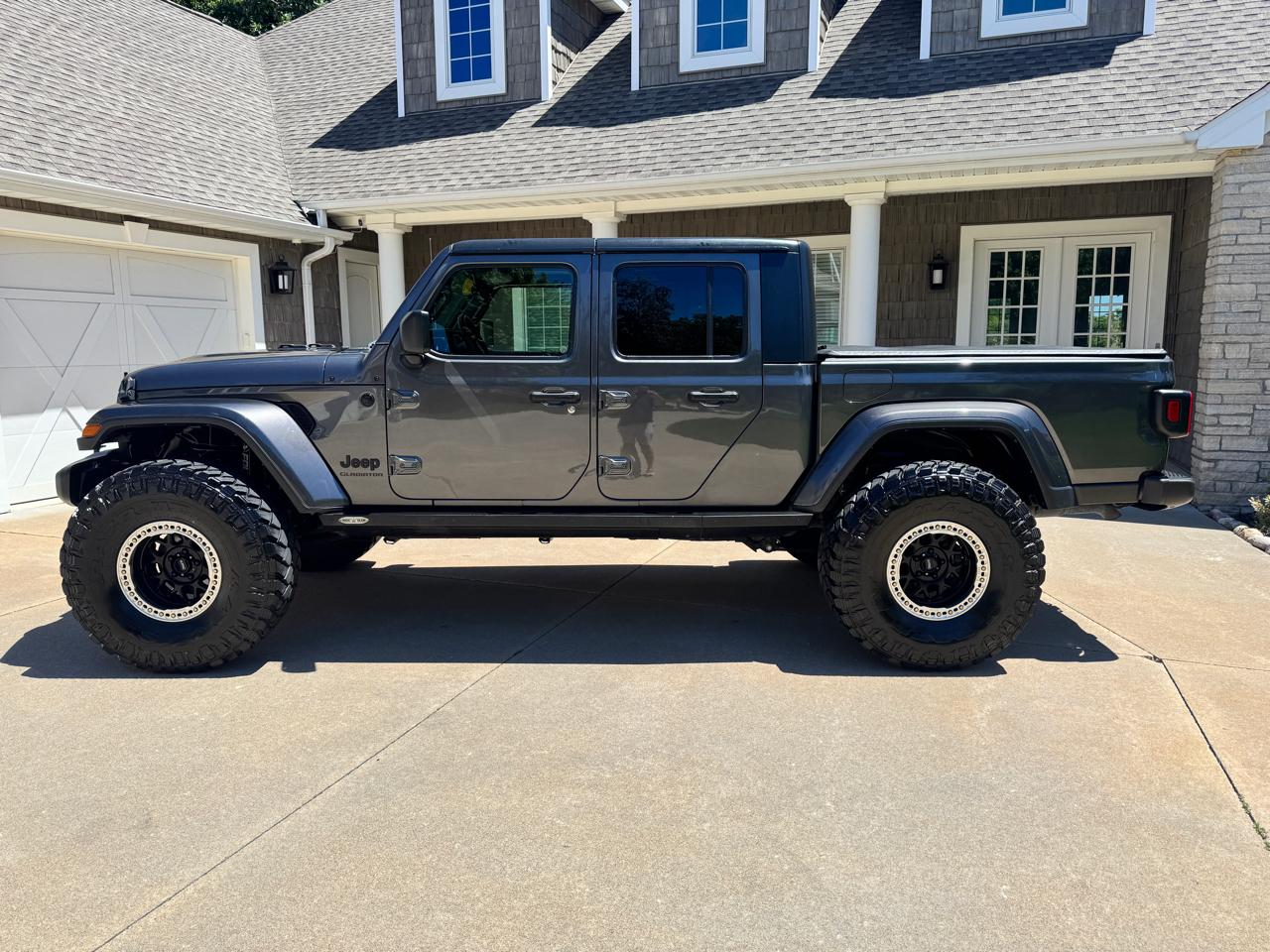 Jeep Gladiator Sport 2021