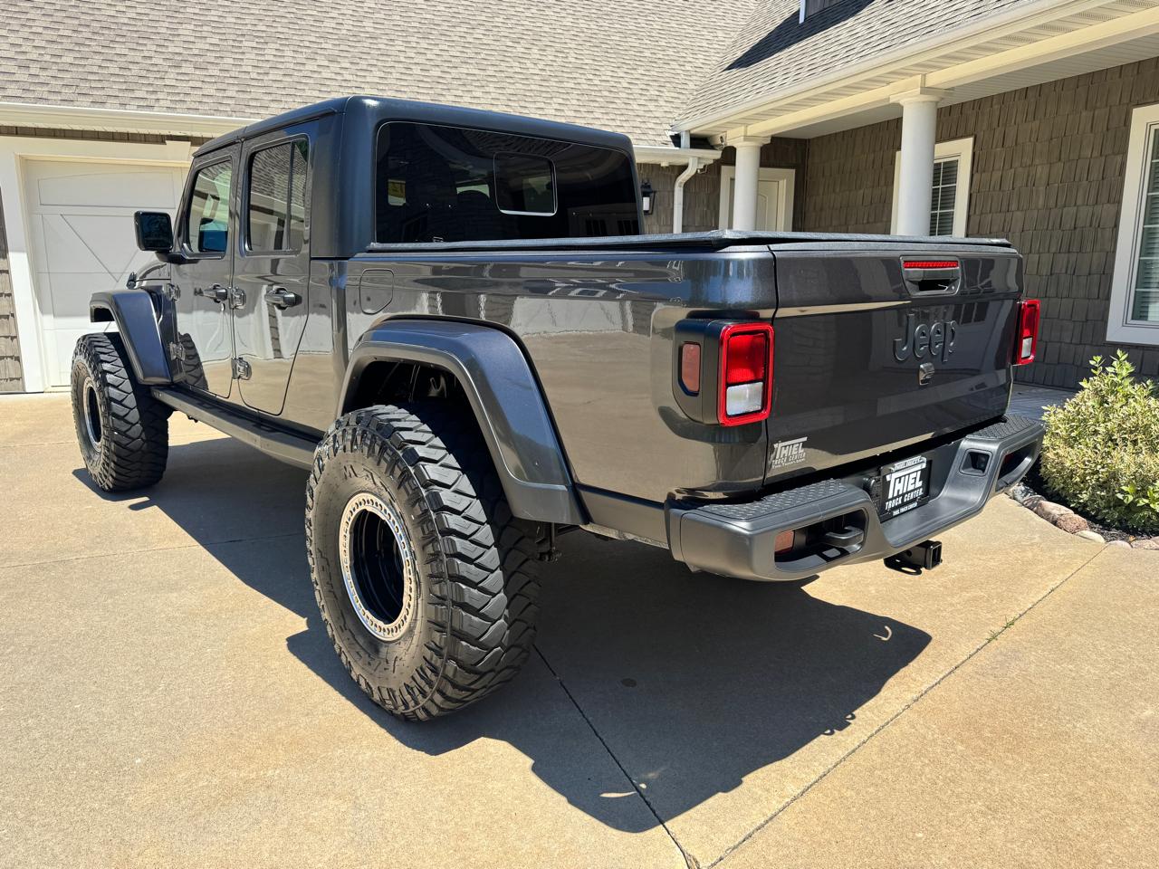 Jeep Gladiator Sport 2021