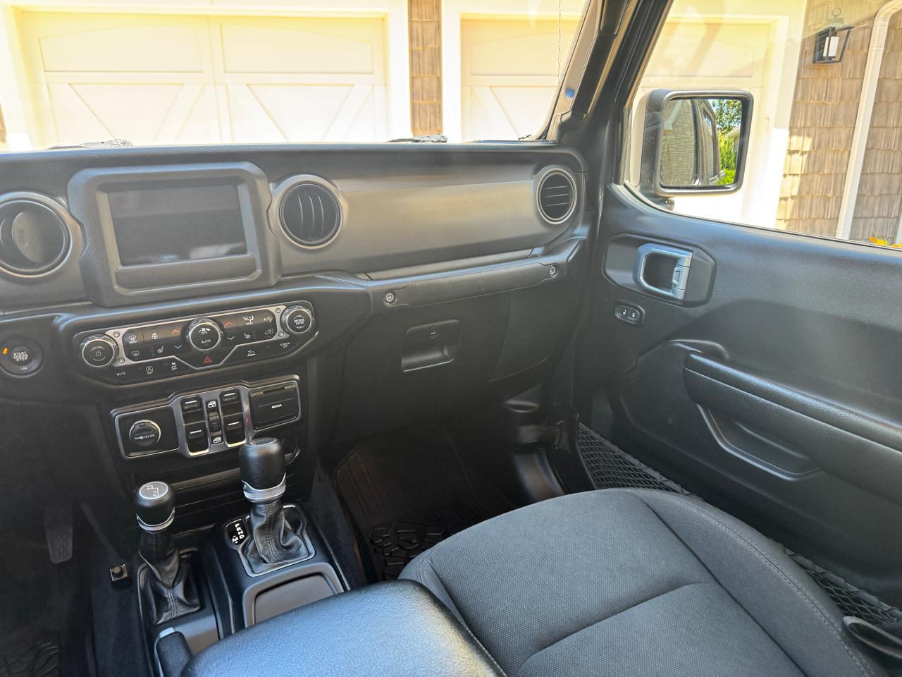 Jeep Gladiator Sport 2021