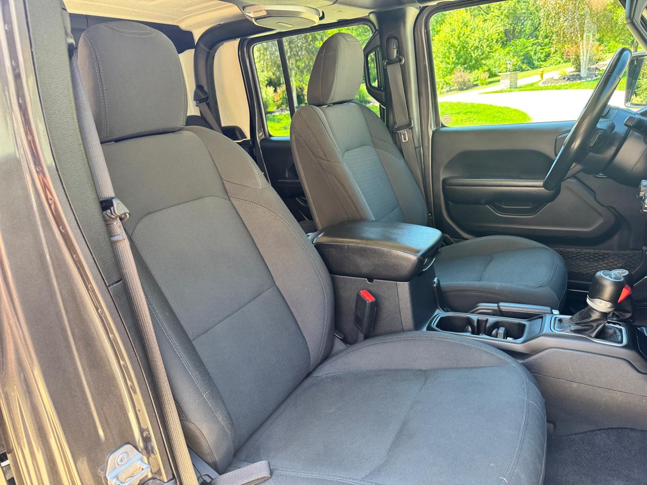 Jeep Gladiator Sport 2021