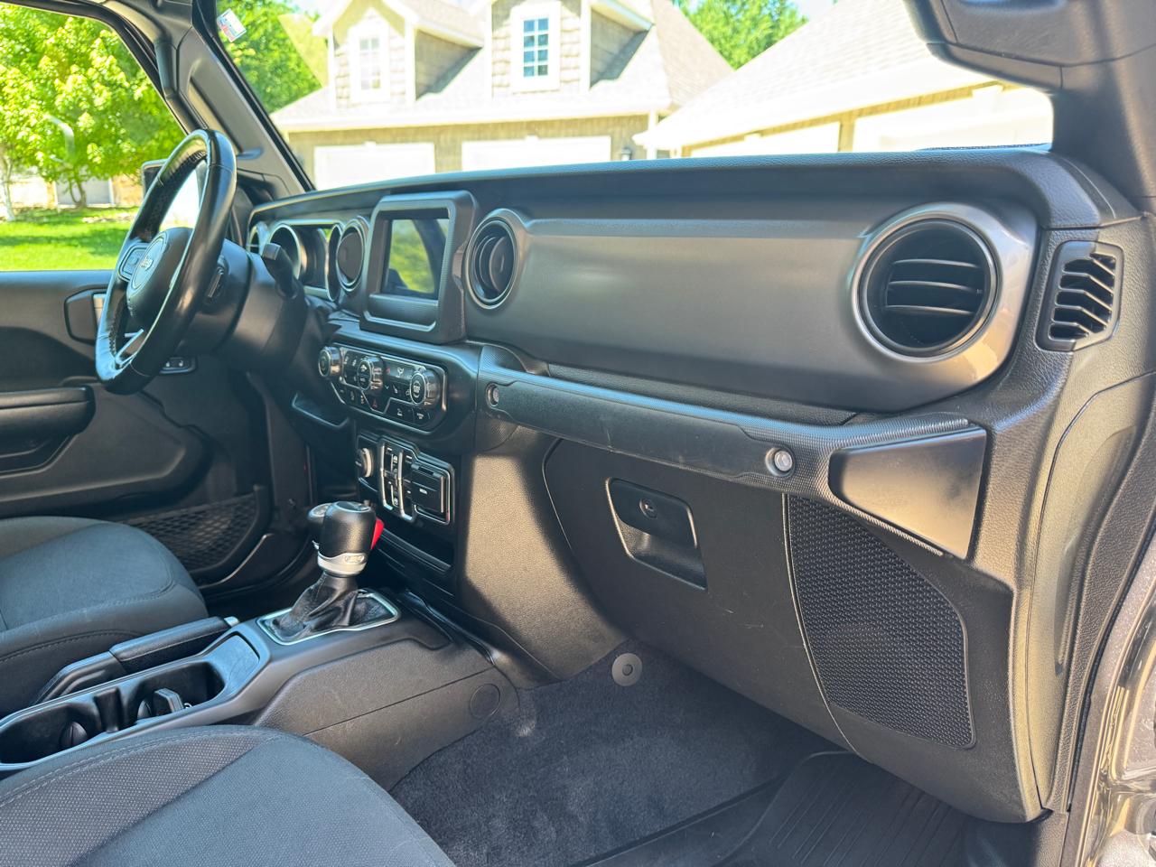 Jeep Gladiator Sport 2021