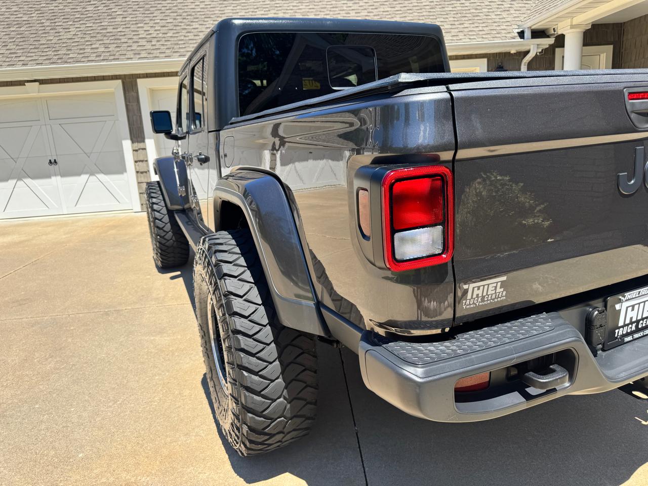 Jeep Gladiator Sport 2021