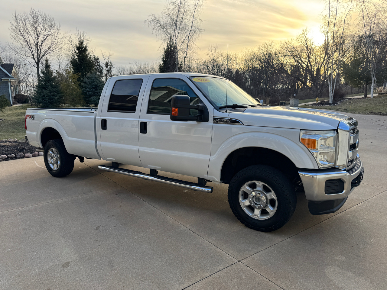 Ford F-250 SD XLT Crew Cab Long Bed 4WD 2014